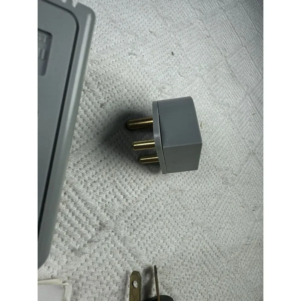 Austin House Auto Hi-Lo 1-50 & 51-1875 Watts Converter Mini Transformer Made USA